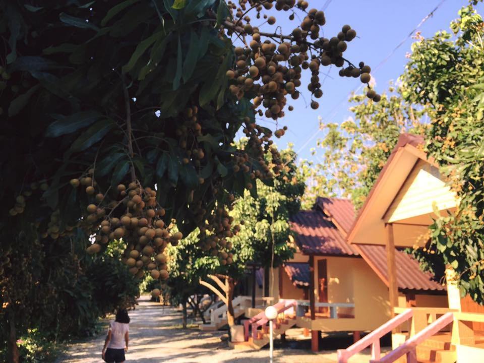 Baan Rai Pu Fa Villa Sattahip Eksteriør billede
