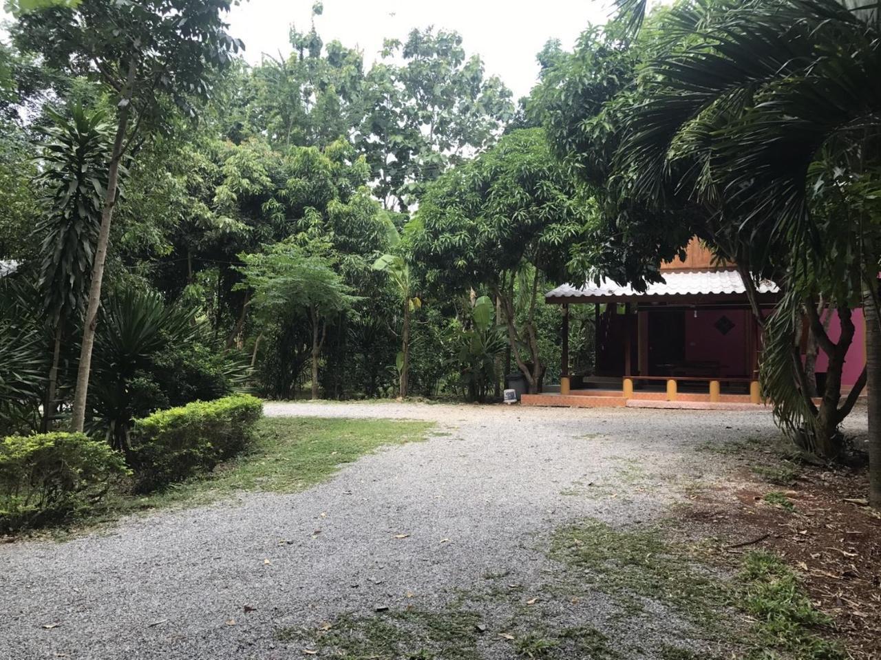 Baan Rai Pu Fa Villa Sattahip Eksteriør billede