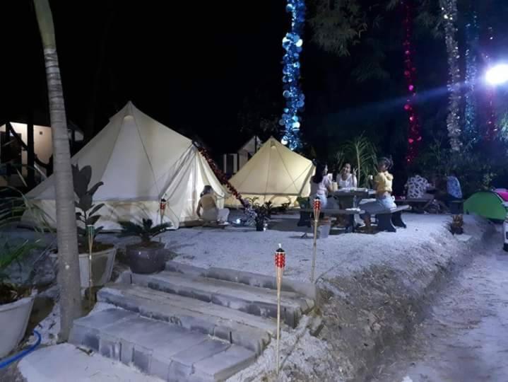 Baan Rai Pu Fa Villa Sattahip Eksteriør billede